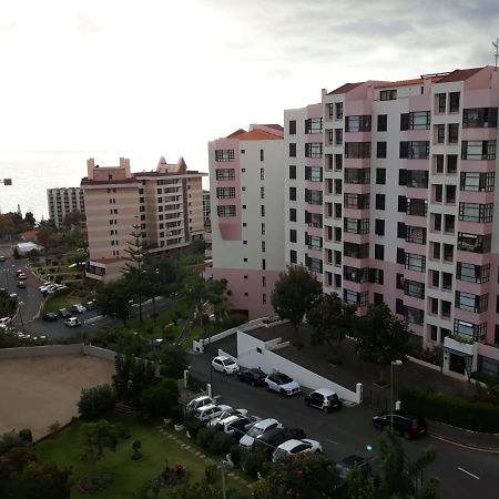 Elegant Apartment With Sea Views By Trip2Portugal Funchal  Kültér fotó