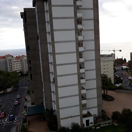 Elegant Apartment With Sea Views By Trip2Portugal Funchal  Kültér fotó