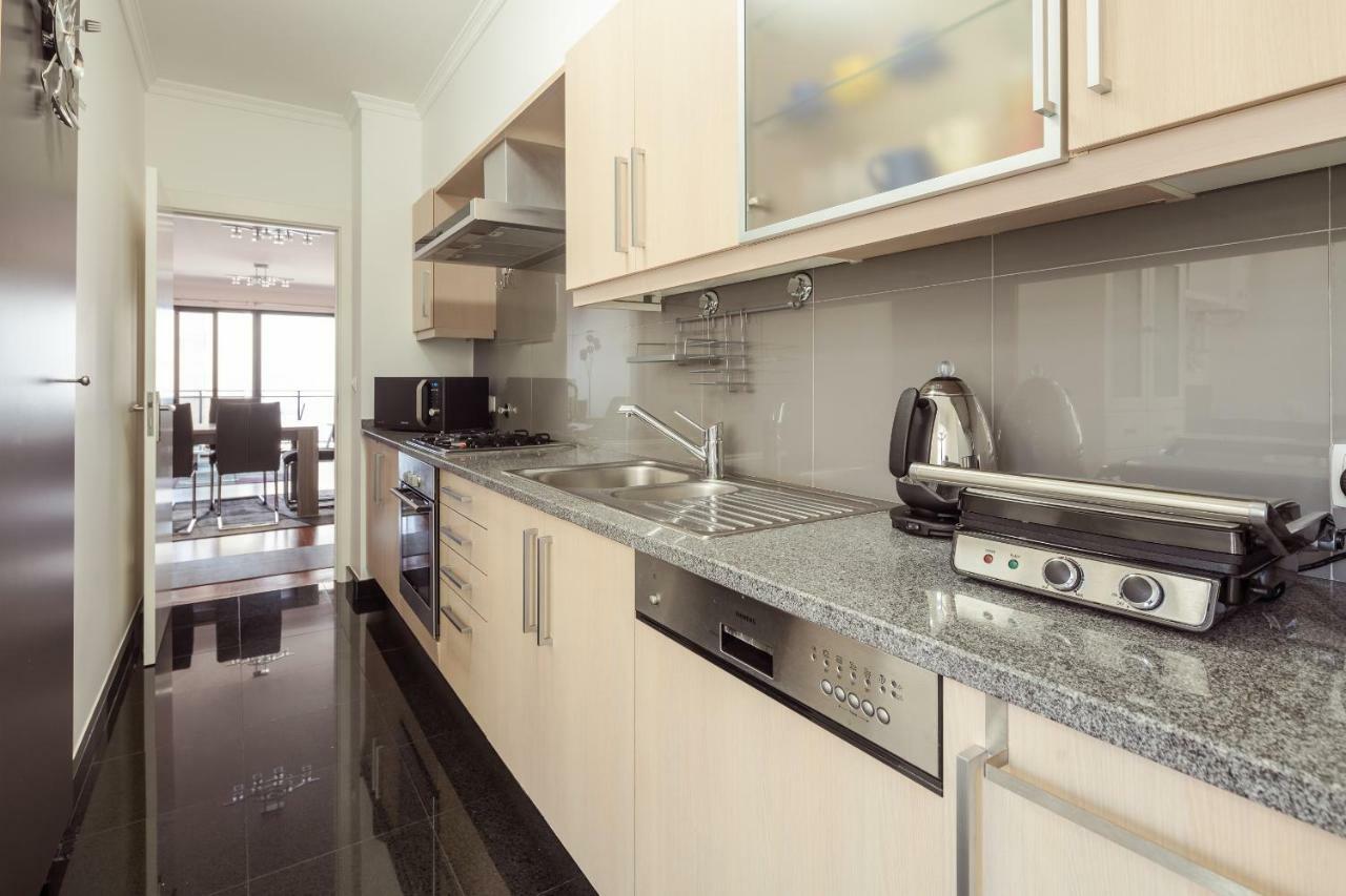 Elegant Apartment With Sea Views By Trip2Portugal Funchal  Kültér fotó